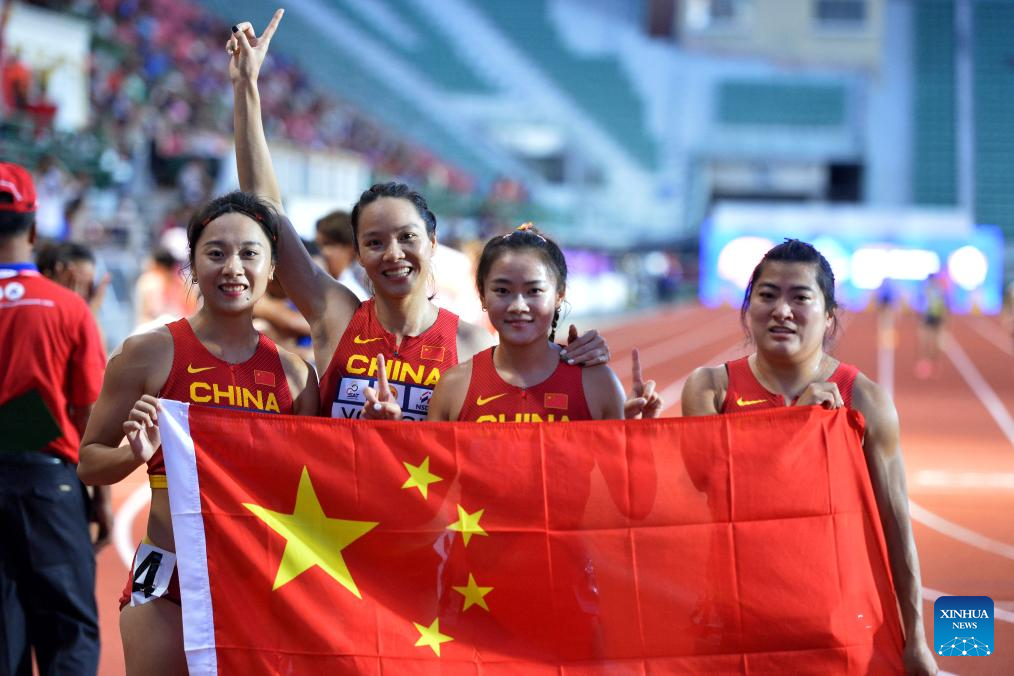 China Raih Emas di Estafet 4x100m Putri Kejuaraan Atletik Asia-Image-1