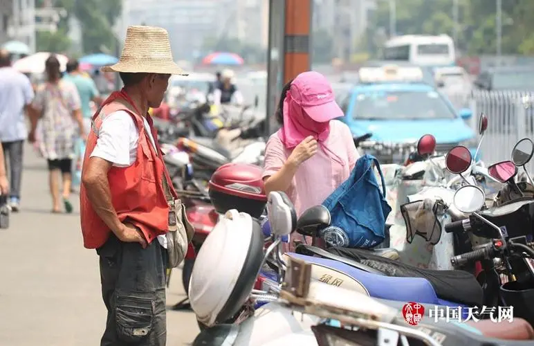 China Terus Atasi Gelombang Panas-Image-1
