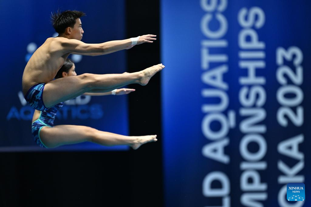 Zhang dan Wang China Raih Medali Emas Loncat Indah Renang di Fukuoka-Image-1