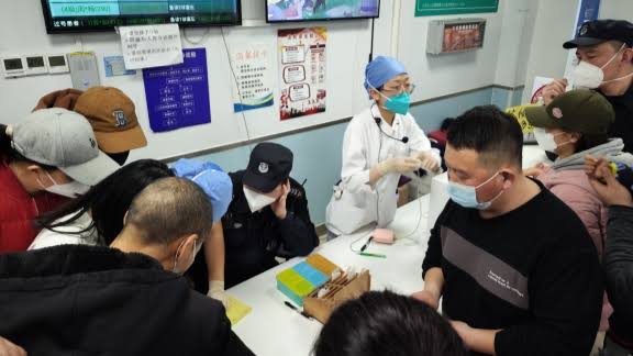 China Reformasi Sistem Perawatan Kesehatan di H2-Image-1