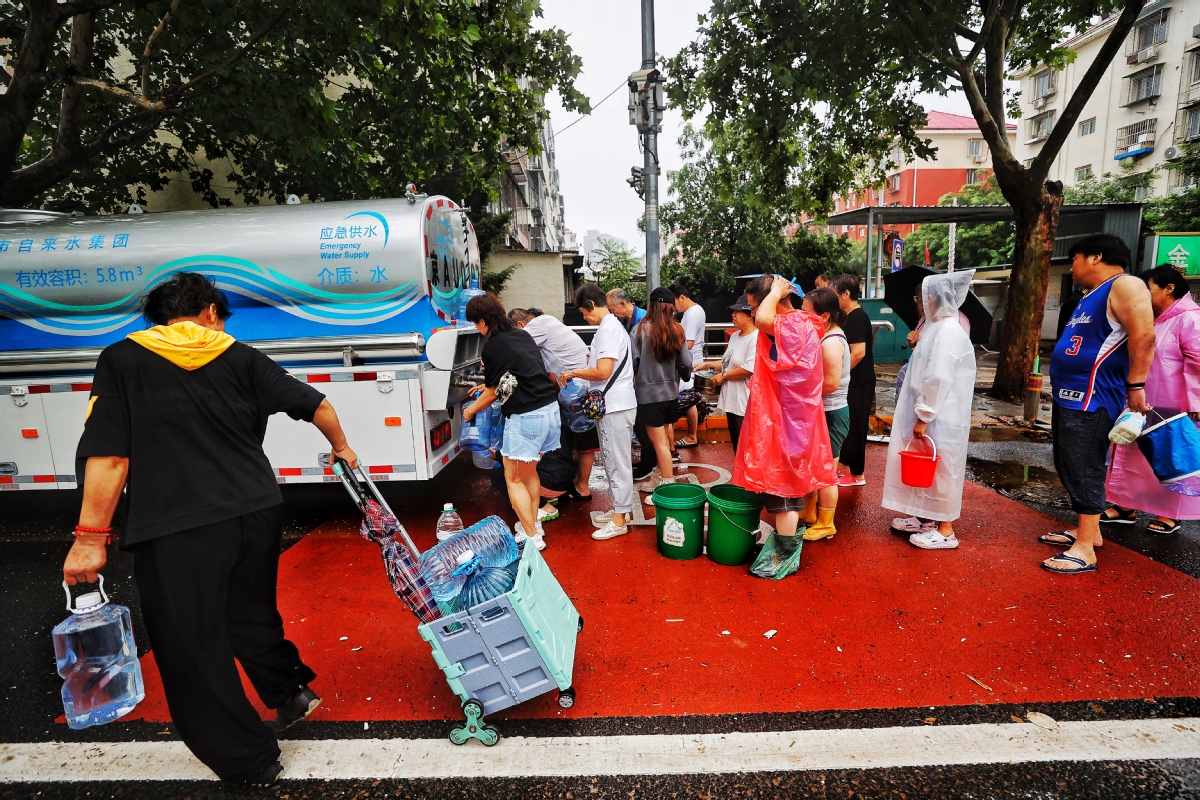 11 Tewas 13 Hilang Akibat Hujan Badai di Beijing-Image-2