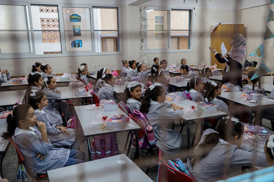 Potret Timur Tengah: Anak-anak Palestina di Jalur Gaza sambut tahun ajaran baru-Image-3