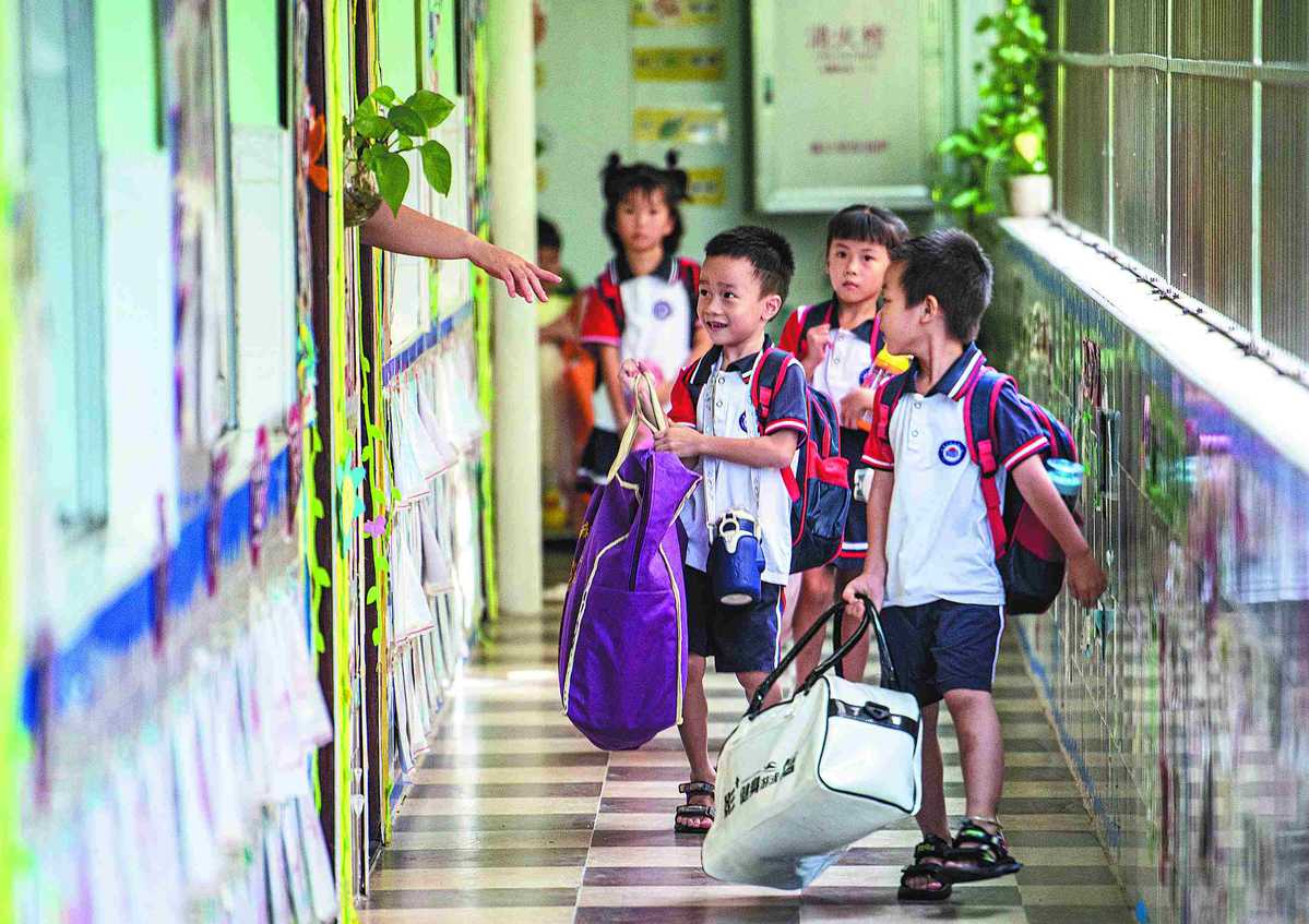 Otoritas China Larang Anak TK Diajari Pelajaran SD-Image-1