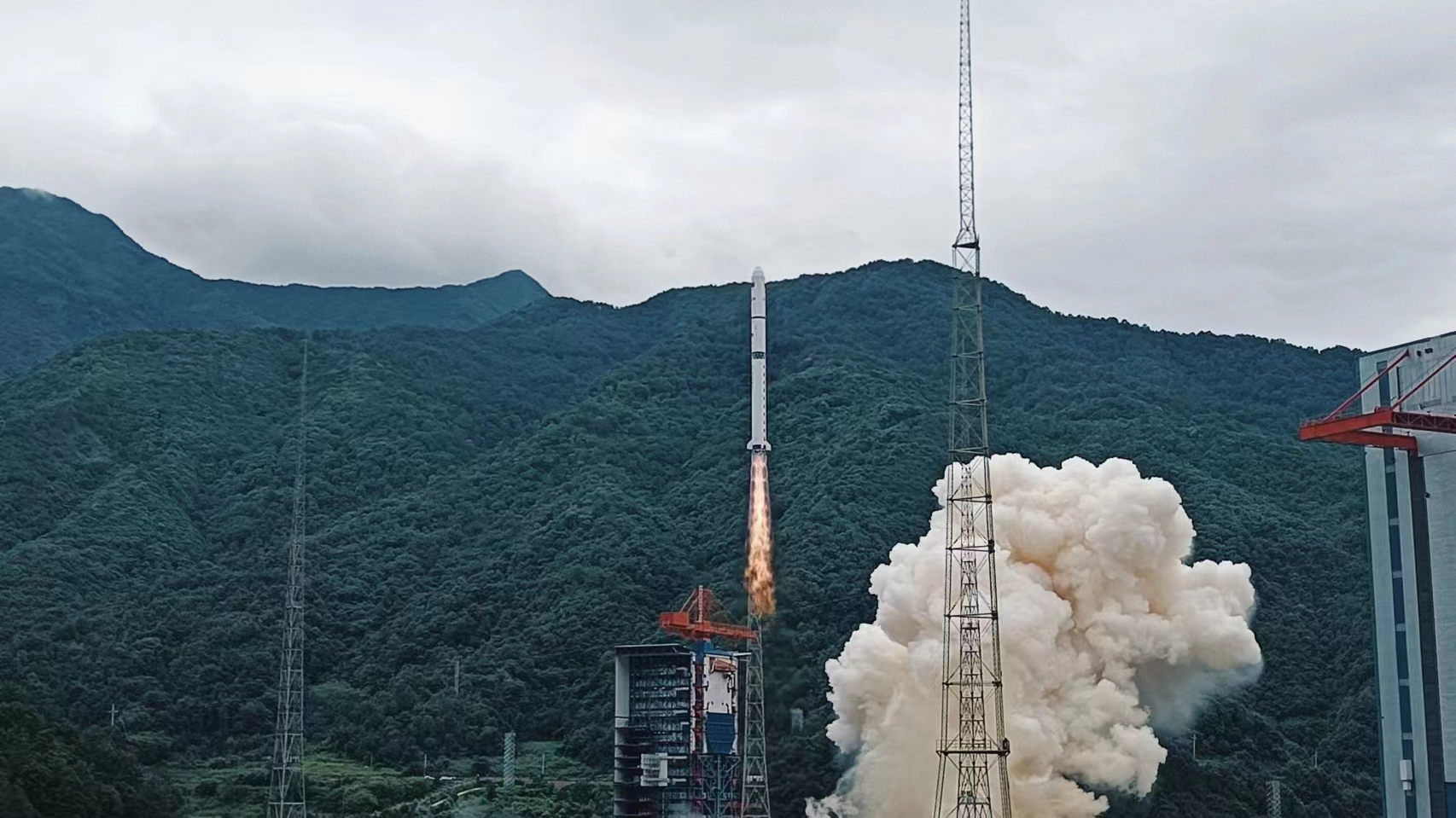 China Luncurkan Satelit Indera Jauh-Image-1