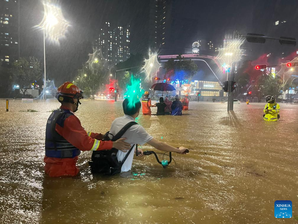 Hujan Badai Landa Shenzhen-Image-1