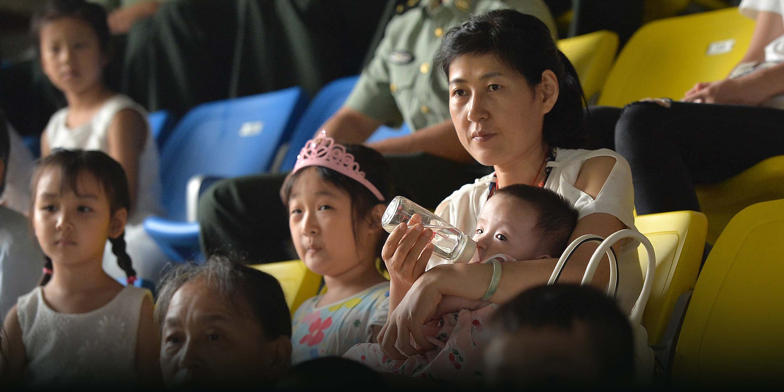 Personil Militer China Boleh Punya Anak Maksimal 3-Image-1