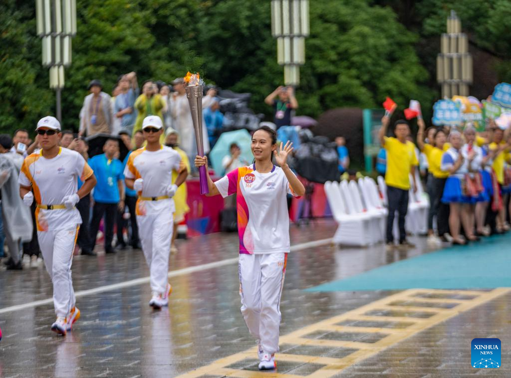 POTRET Kirab Obor Asian Games Lanjut ke Lishui-Image-1