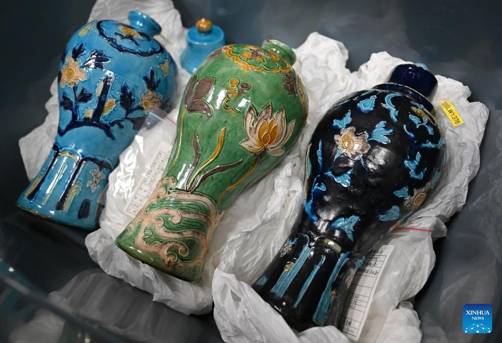 580 Set Barang Peninggalan Diambil dari Bangkai Kapal Kuno-Image-3