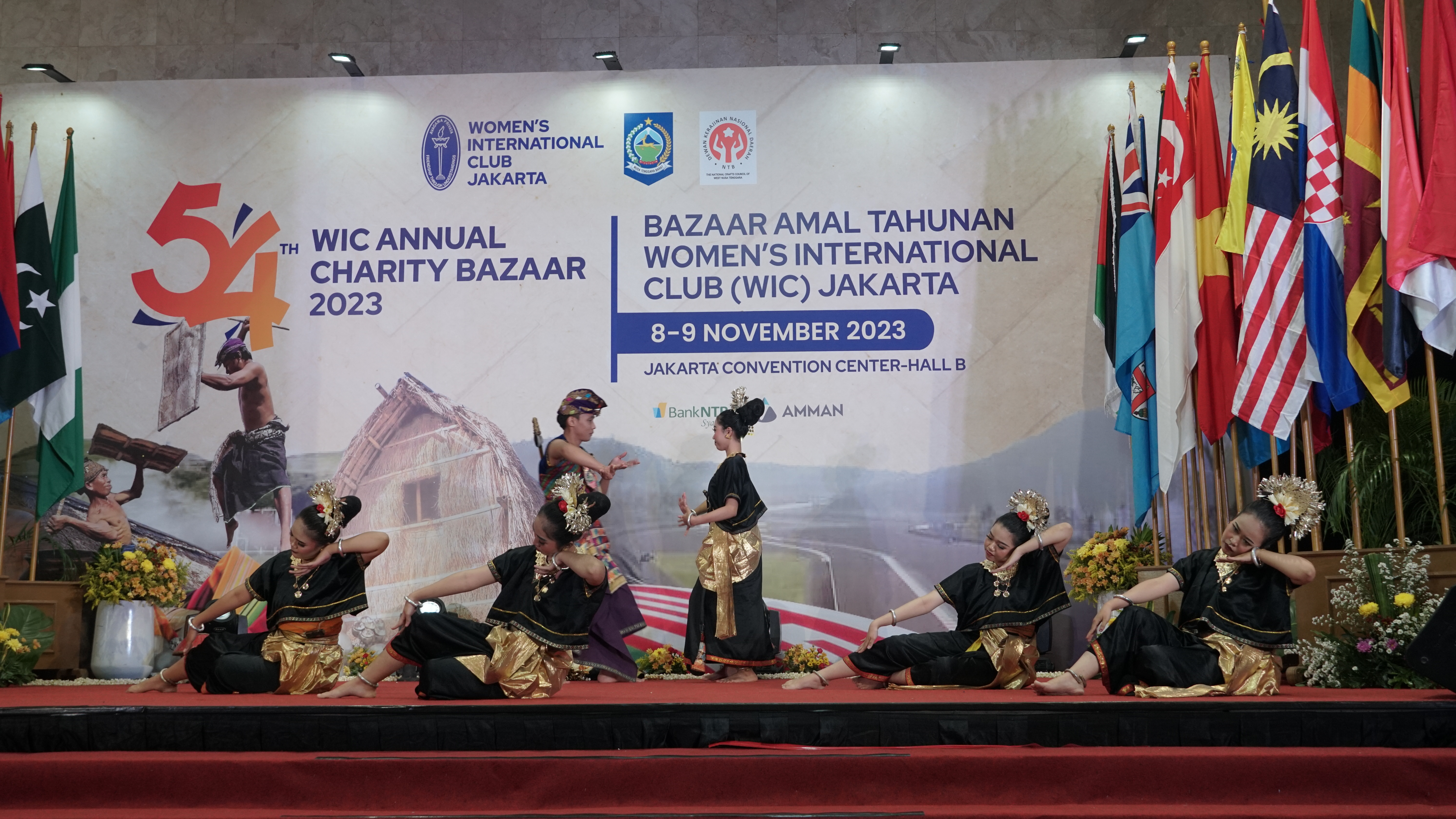 Women International Club Jakarta Gelar Charity Bazaar-Image-3