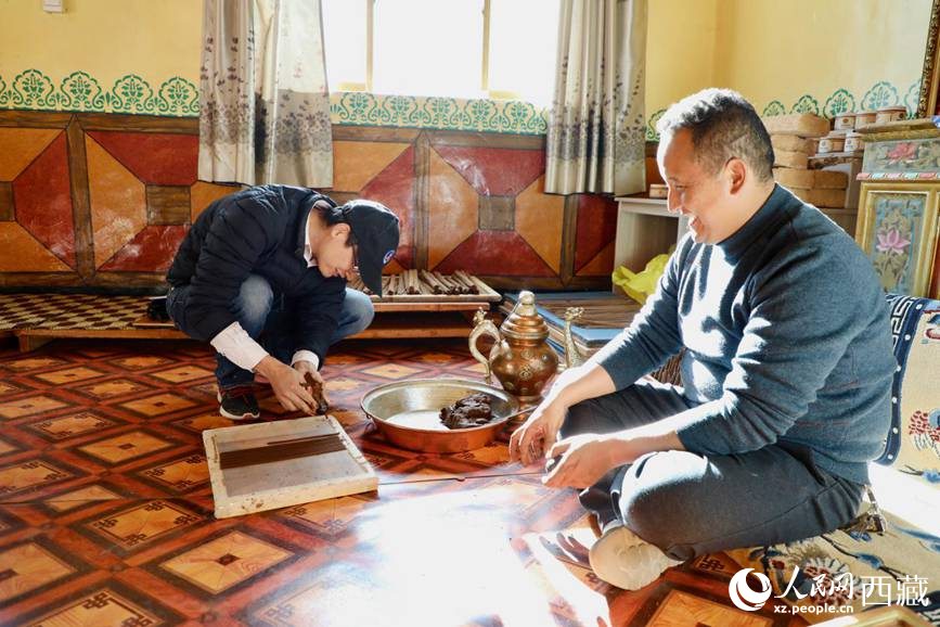 Kerajinan Produksi Dupa Tibet Sejak Ribuan Tahun-Image-3