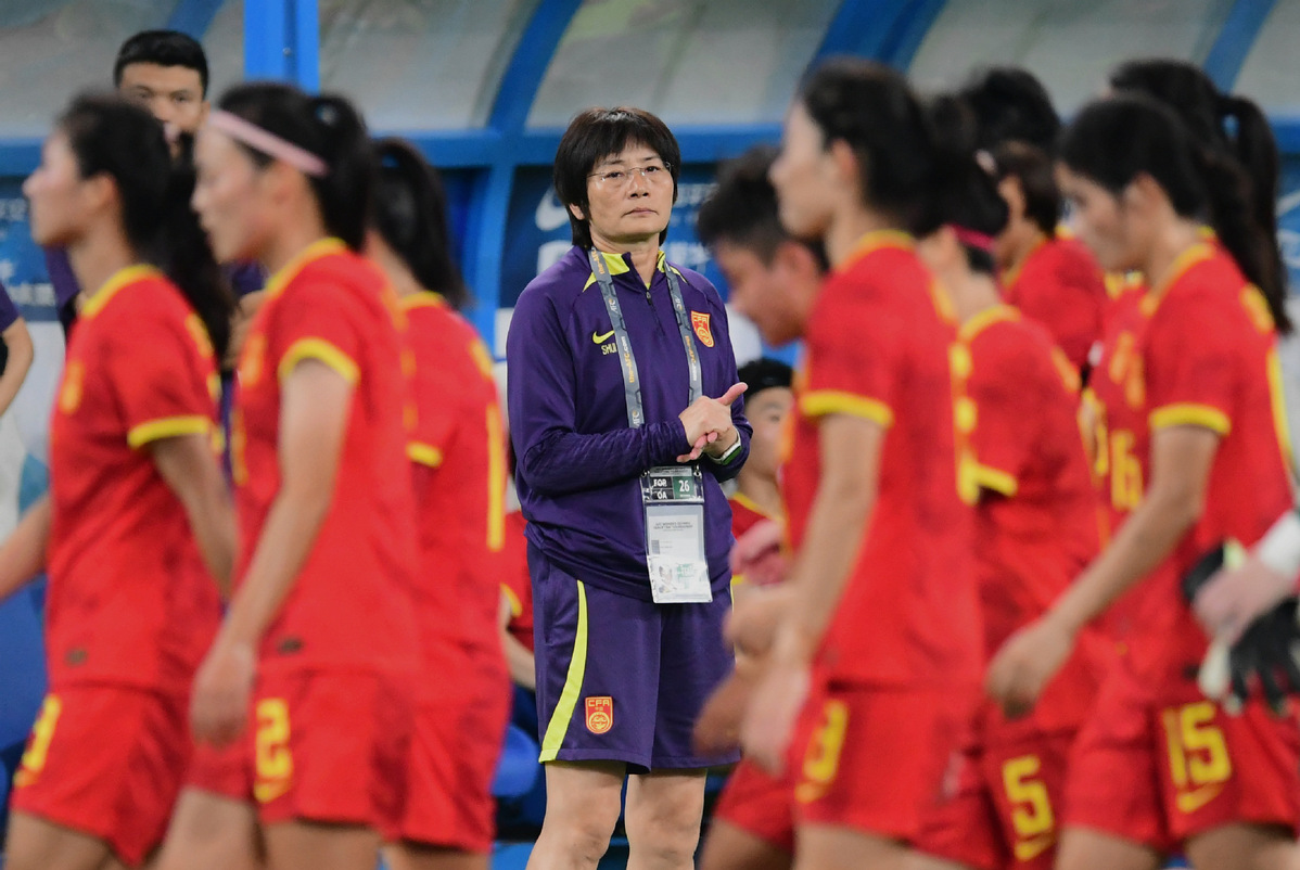 Pelatih Kepala Sepak Bola Wanita Tiongkok Resign-Image-1