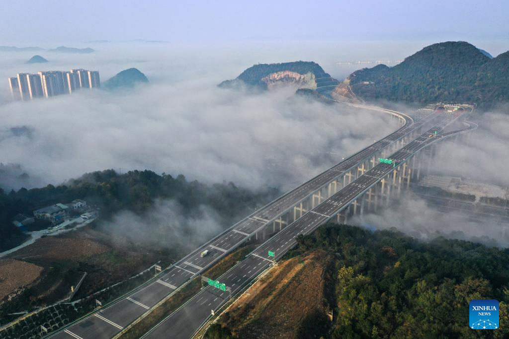 POTRET: Jalan Tol Guiyang-Jinsha-Gulin akan resmi dibuka untuk lalu lintas-Image-3