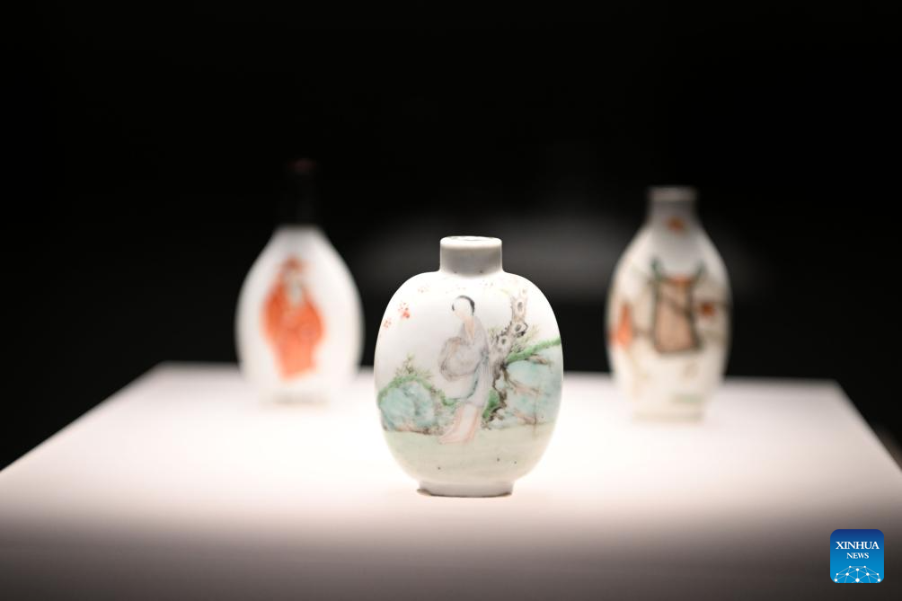 Botol Tembakau Dipajang di Museum Ningxia di Yinchuan-Image-4
