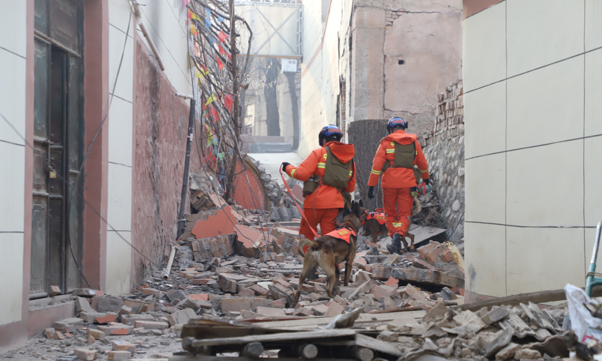 Korban Tewas Gempa di Gansu 127 Orang-Image-1
