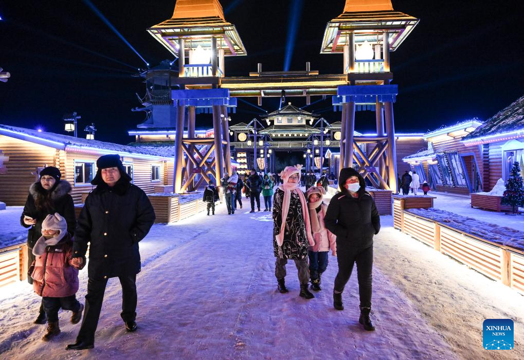 Destinasi Wisata di Xinjiang Ini Cocok untuk Jalan-jalan Malam-Image-5