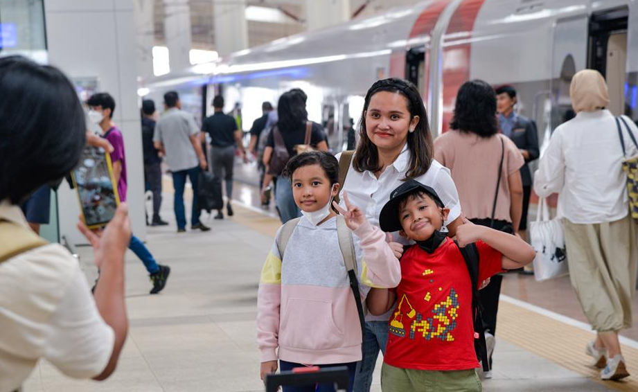 KA Jakarta-Bandung Sudah Layani Sejuta Penumpang-Image-1