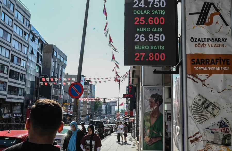 Kenaikan tarif angkutan umum di Istanbul picu kemarahan publik-Image-4