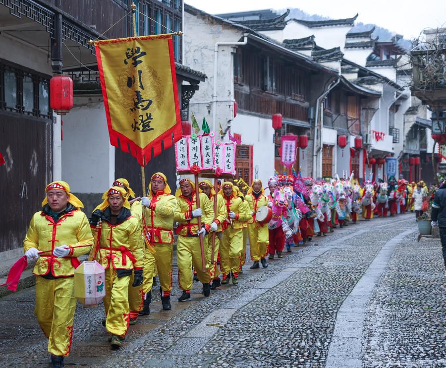 Festival Lentera Diadakan di Kota Hangzhou-Image-8