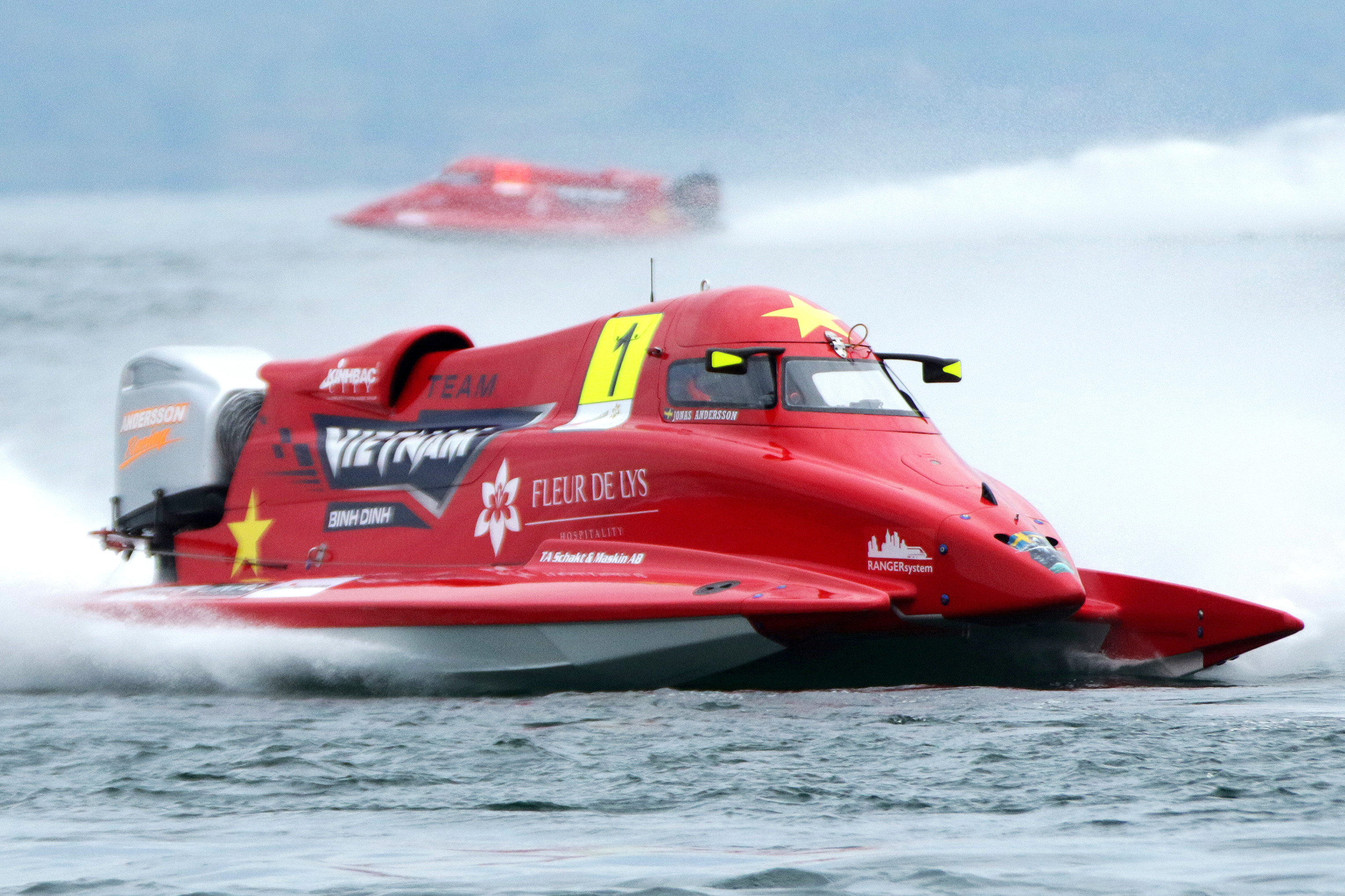 INDONESIA-SUMATRA UTARA-F1 POWERBOAT-GRAND PRIX 2024-SPRINT RACE-1