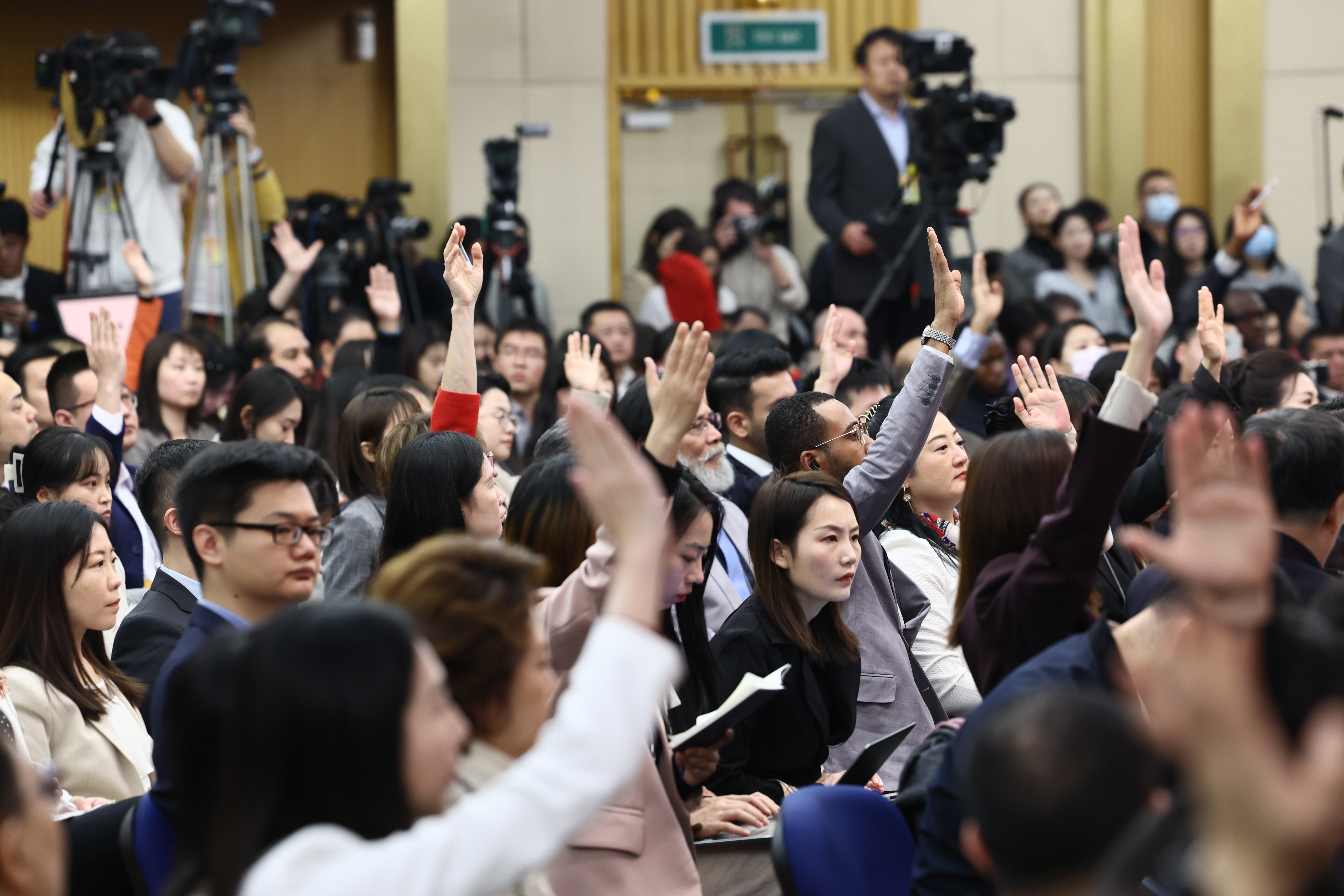 Menlu Wang Yi gelar konferensi pers mengenai kebijakan dan hubungan luar negeri China-Image-5