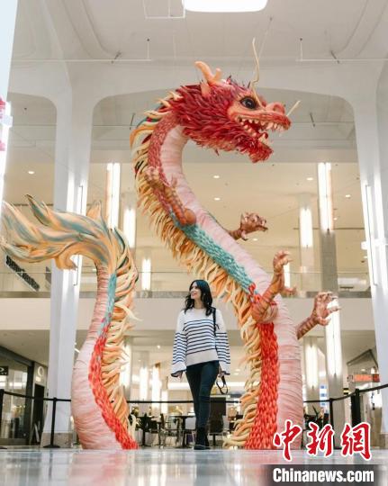 Karya Seni Loong dari Seniman China Dapat Sambutan Hangat di AS-Image-1