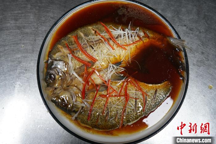 Hidangan Ikan Air Dingin Beitun di Xinjiang Menggoda Selera-Image-5