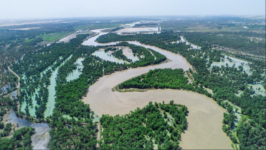 Xinjiang Mulai Alihkan Air ke Sungai Terpanjang di China-Image-1