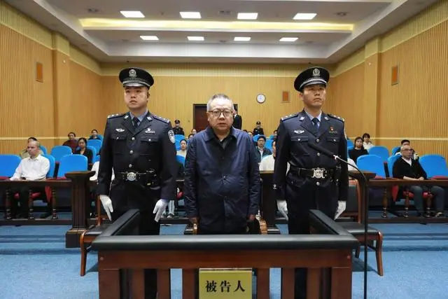 Mantan Penasihat Politik Hunan Dipenjara sSeumur Hidup-Image-1