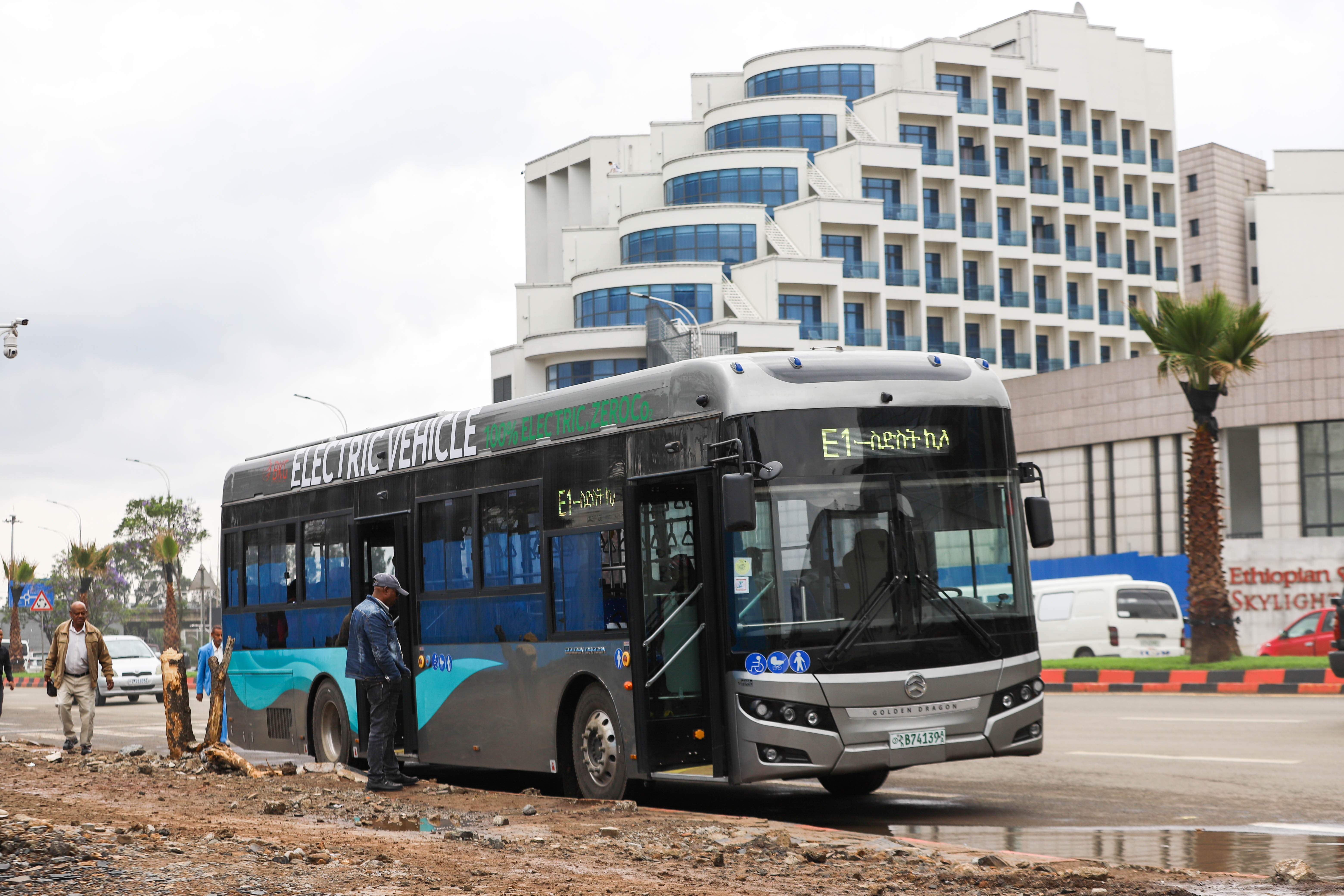 ETHIOPIA-ADDIS ABABA-BUS LISTRIK CHINA-1-Image-1