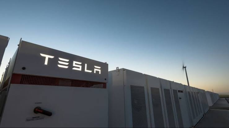 Tesla Akan Pangkas 10% Tenaga Kerja Global-Image-1