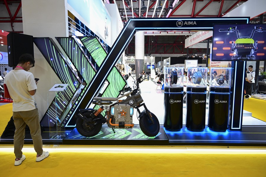 Mobil-mobil China bersinar di pameran kendaraan listrik Indonesia-Image-1 Mobil-mobil China bersinar di pameran kendaraan listrik Indonesia-Image-1