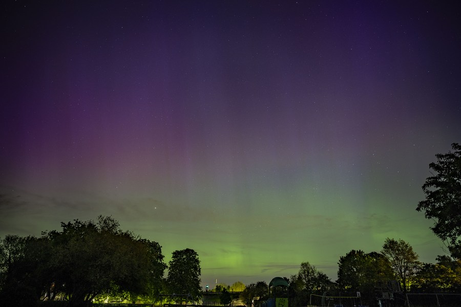 Fenomena langka aurora borealis terlihat di Inggris dan Belanda-Image-2