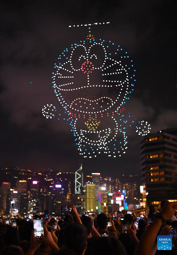 POTRET: Pertunjukan Cahaya Drone Tampilkan Doraemon di Hong Kong-Image-1