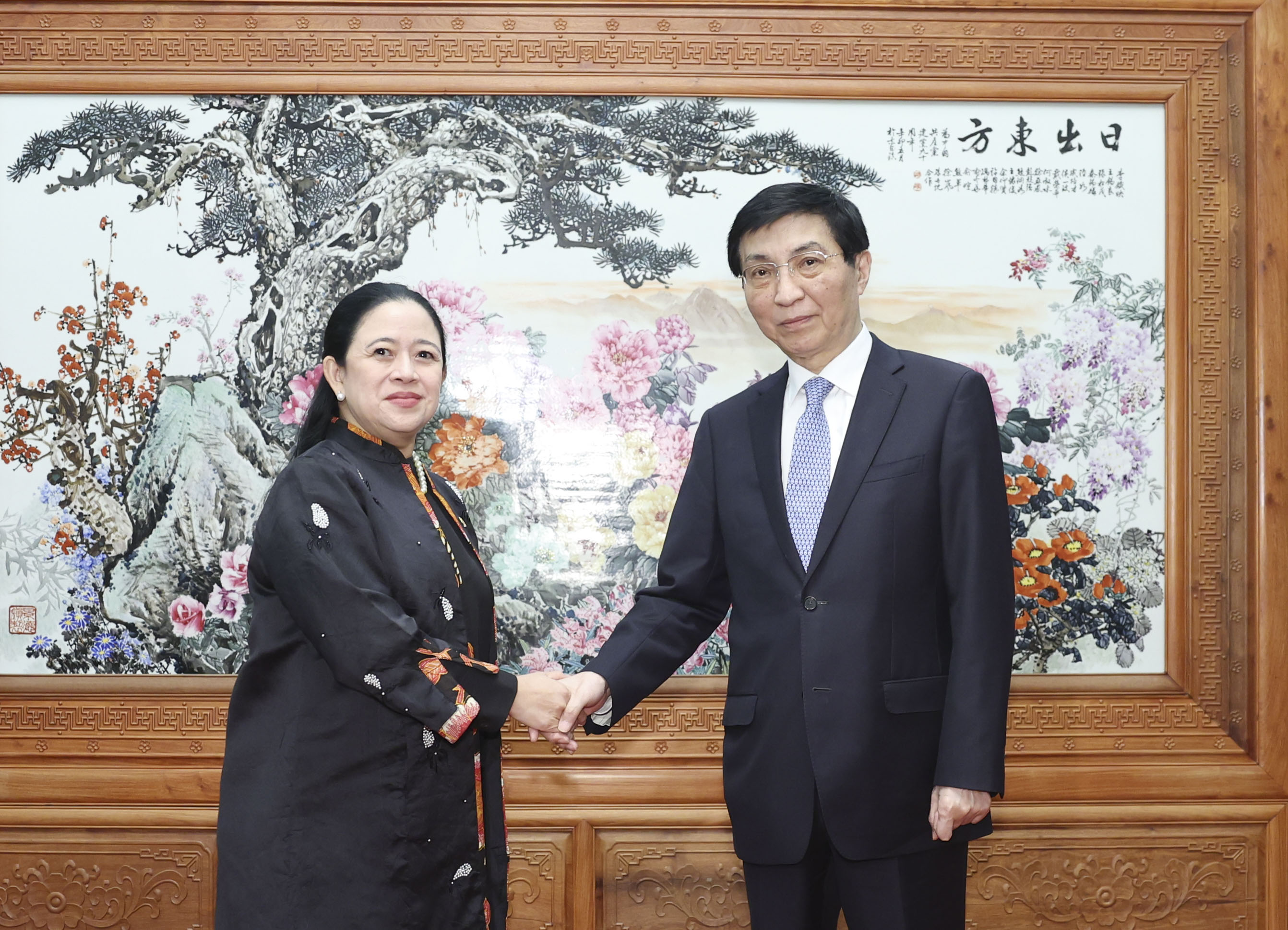 CHINA-BEIJING-WANG HUNING-INDONESIA-PUAN MAHARANI-PERTEMUAN-1-Image-1