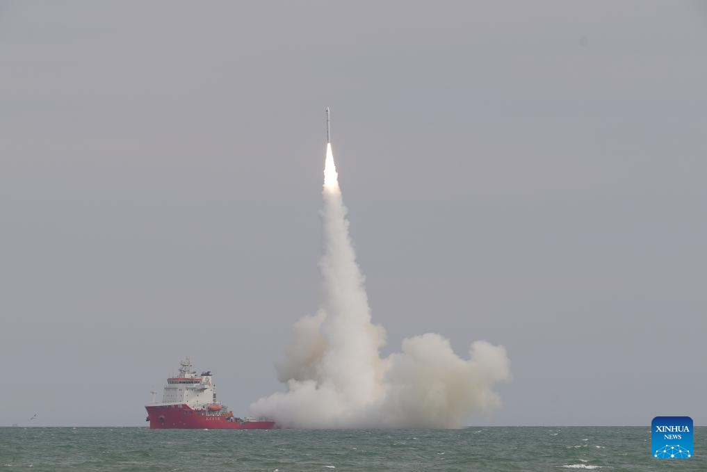 Potret : China Luncurkan Satelit Dari Laut-Image-4