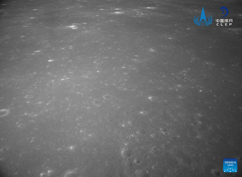 Potret : Chang'e-6 Hasilkan Gambar Sisi Gelap Bulan-Image-2