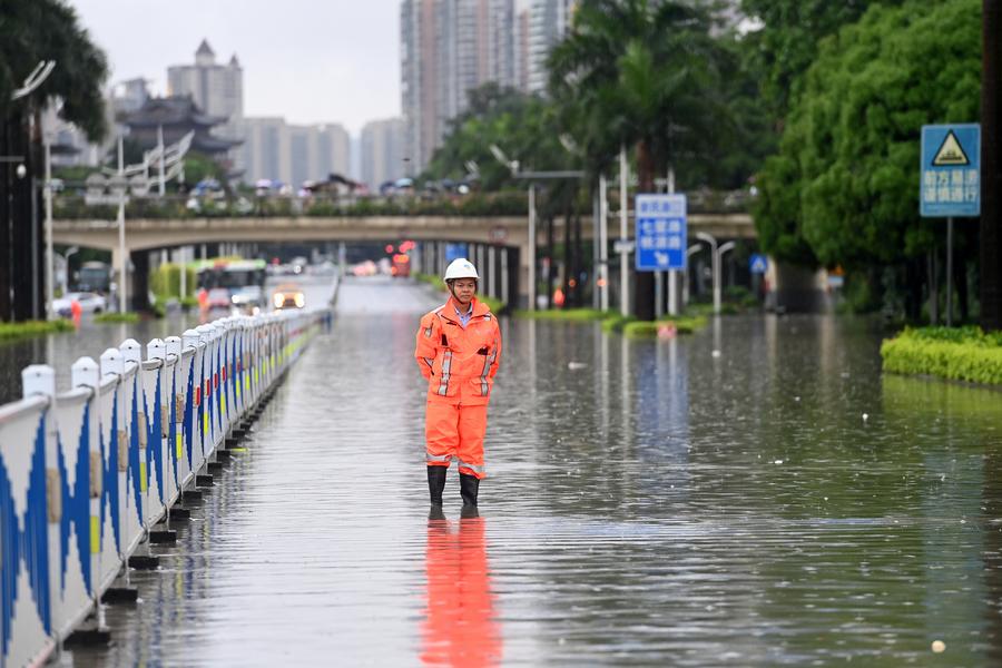 China Aktifkan Tanggap Barurat Banjir di Wilayah Selatan-Image-1