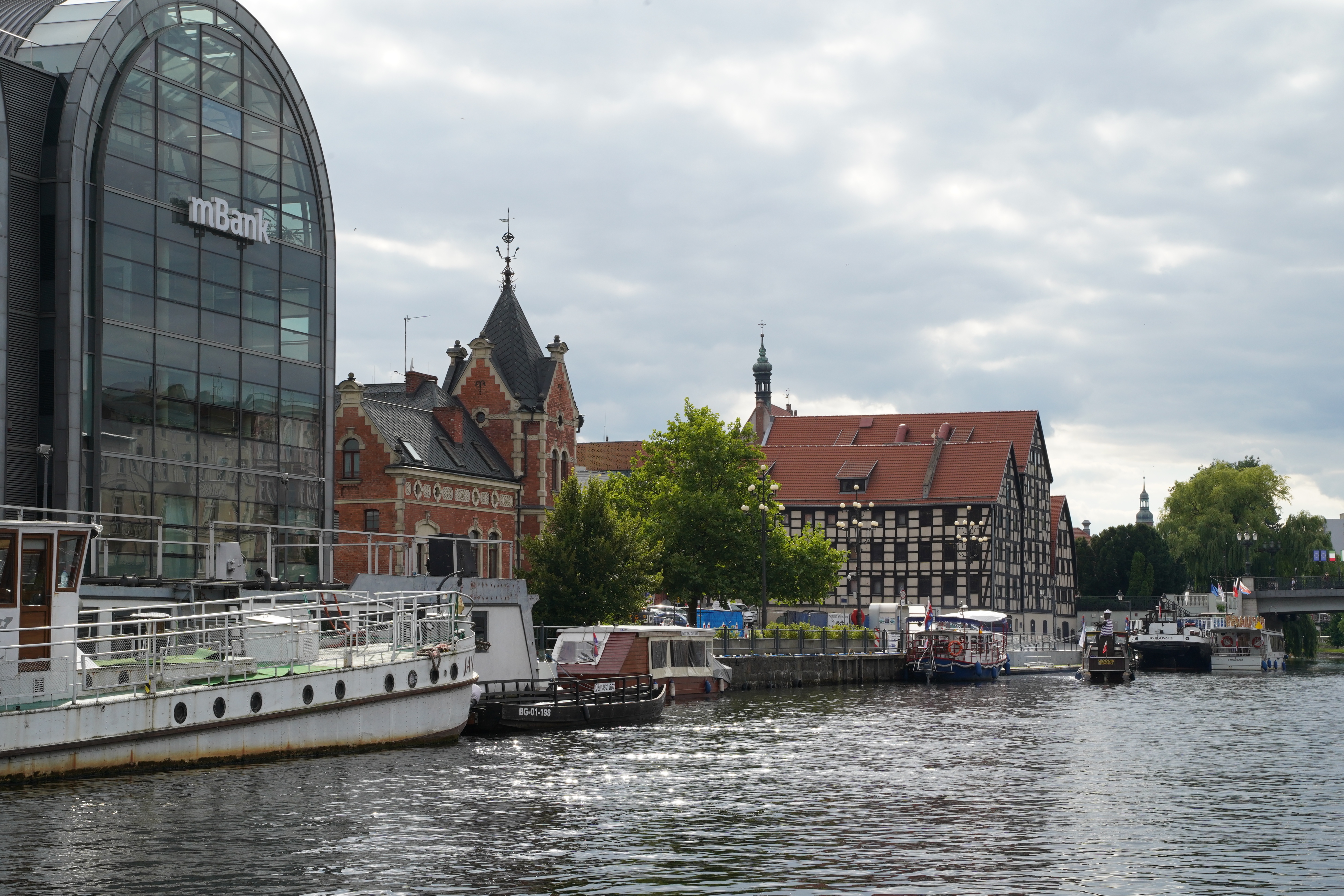 POLANDIA-BYDGOSZCZ-KONFERENSI KANAL DUNIA-2-Image-1