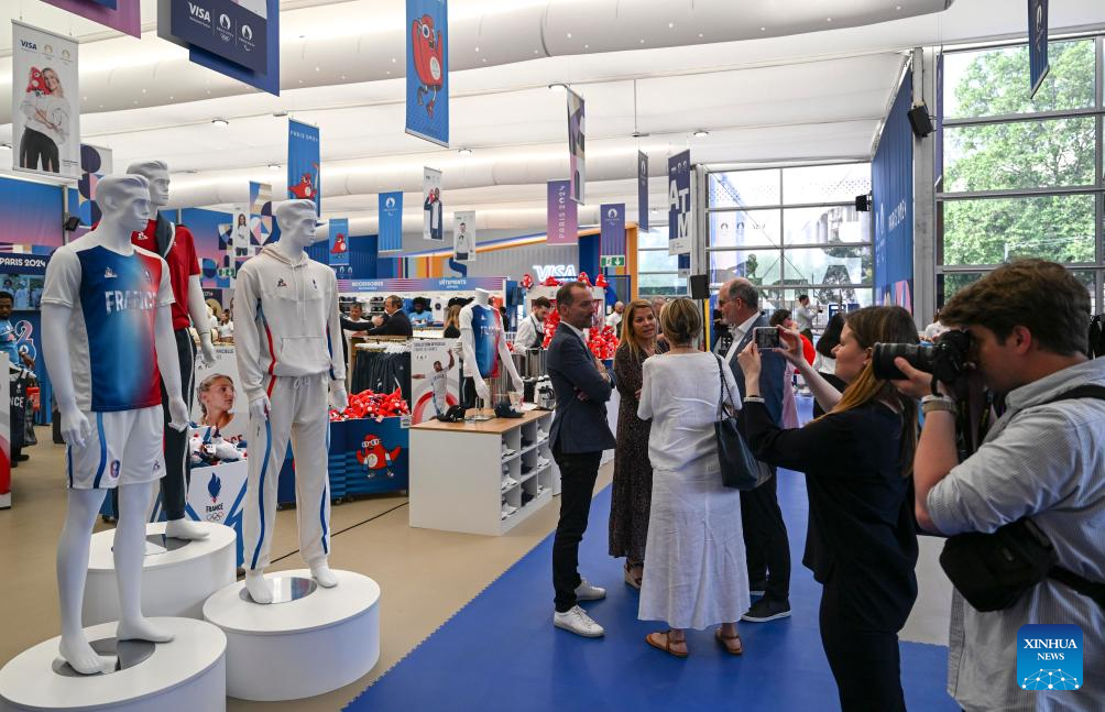 POTRET: Toko Resmi Paris 2024-Image-9 POTRET: Toko Resmi Paris 2024-Image-9