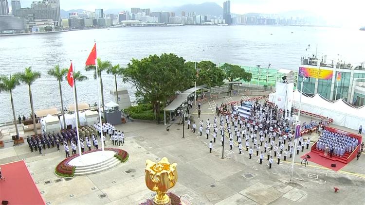 Kepala Eksekutif Hong Kong Beri Penghargaan Kepada 502 Warga HK-Image-1