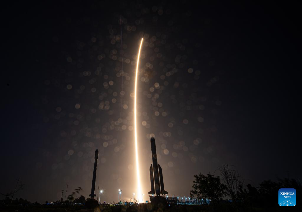 Potret : China Luncurkan Satelit Zhongxing-3A-Image-4 Potret : China Luncurkan Satelit Zhongxing-3A-Image-4