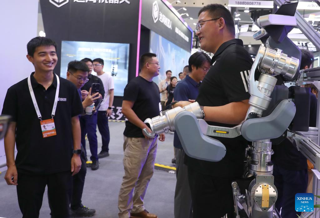 Potret : Shanghai Gelar Konferensi AI Dunia 2024 Tentang Tata Kelola Global-Image-12 Potret : Shanghai Gelar Konferensi AI Dunia 2024 Tentang Tata Kelola Global-Image-12