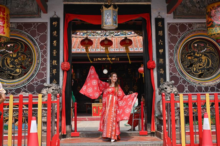 Album Asia: Penggemar pakaian Hanfu China berkumpul di Malaka, Malaysia-Image-3