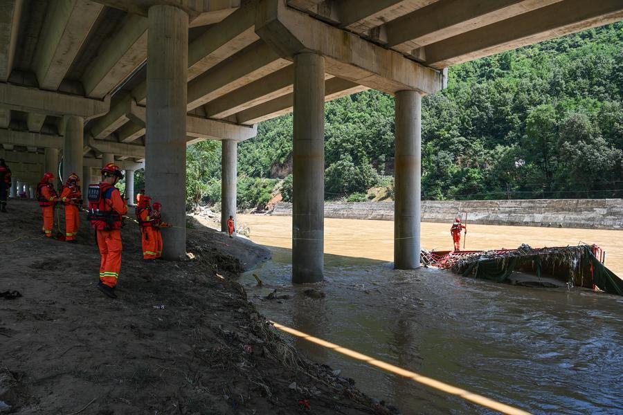 China kerahkan penyelamatan dan bantuan maksimal usai bencana cuaca renggut nyawa di Shaanxi-Image-8