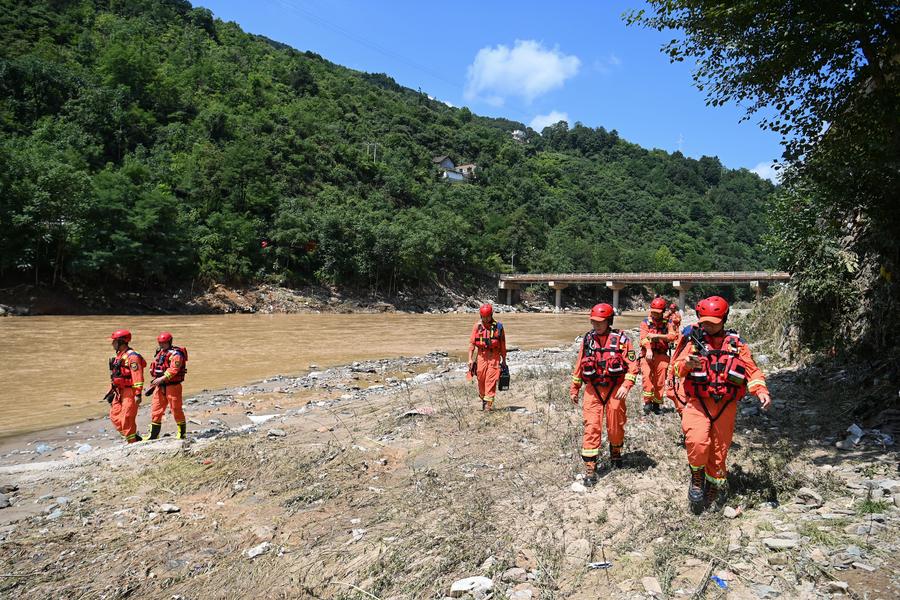 15 Orang Dipastikan Tewas Akibat Runtuhnya Jembatan Jinqian-Image-1