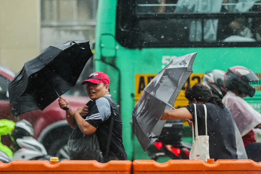 Album Asia: Topan Gaemi bawa hujan lebat ke Filipina-Image-7