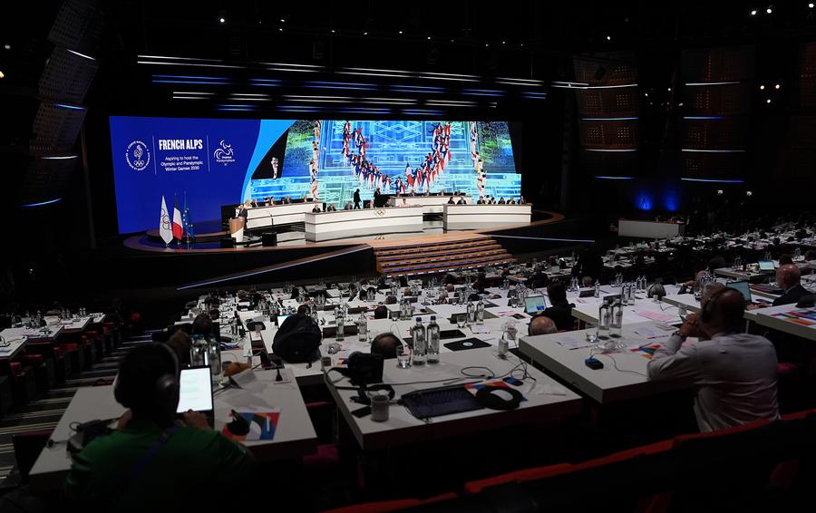 Pegunungan Alpen Prancis kantongi persetujuan bersyarat untuk jadi tuan rumah Olimpiade Musim Dingin 2030-Image-1