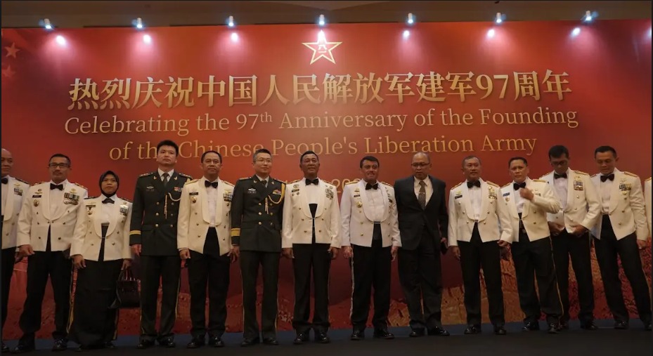 Peringatan 97 Tahun Tentara Pembebasan Rakyat Tiongkok-Image-4