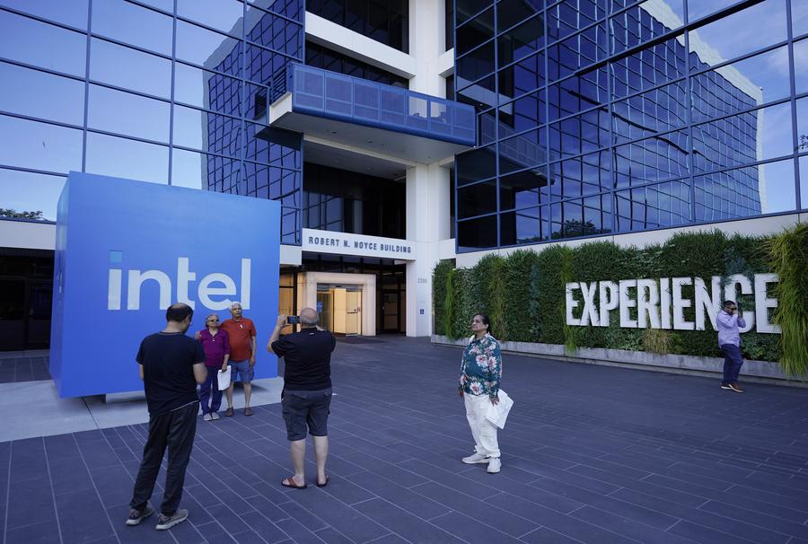 Tinjauan Ekonomi: Tingkat pengangguran di AS naik, perkuat alasan untuk pangkas suku bunga-Image-1