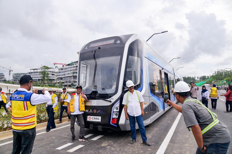 Jokowi jajal sistem Trem Otonomos China di IKN-Image-2